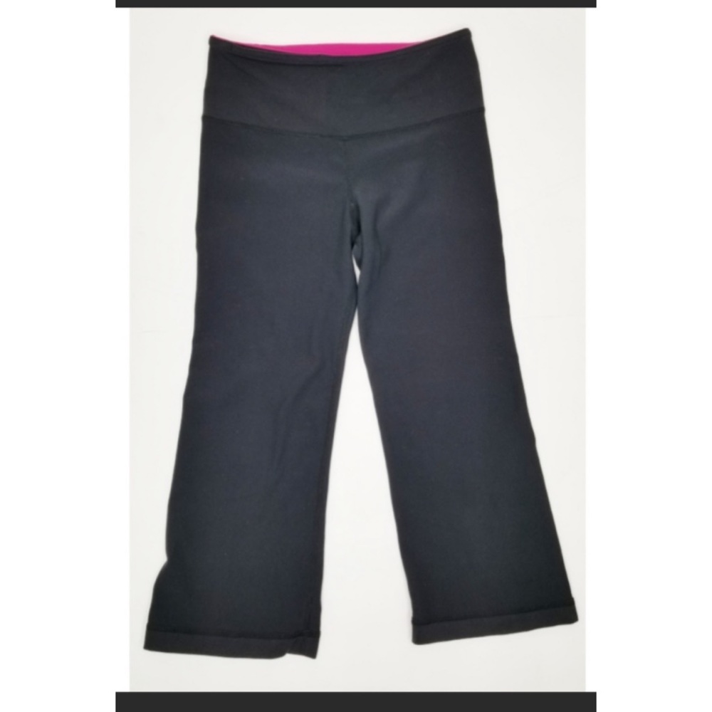 Lululemon black Capri yoga pants sz 2